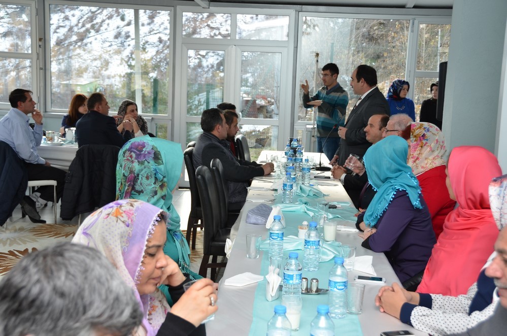 'Gelin Engelleri Beraber Aşalım' Projesi Kapsamında Yemek Programı Düzenlendi 5
