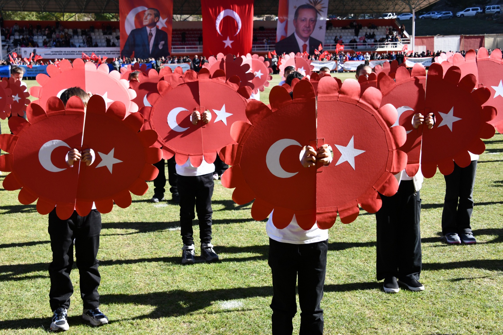 Gümüşhane’de Cumhuriyet’in 101. yılı coşkuyla kutlanıyor 70