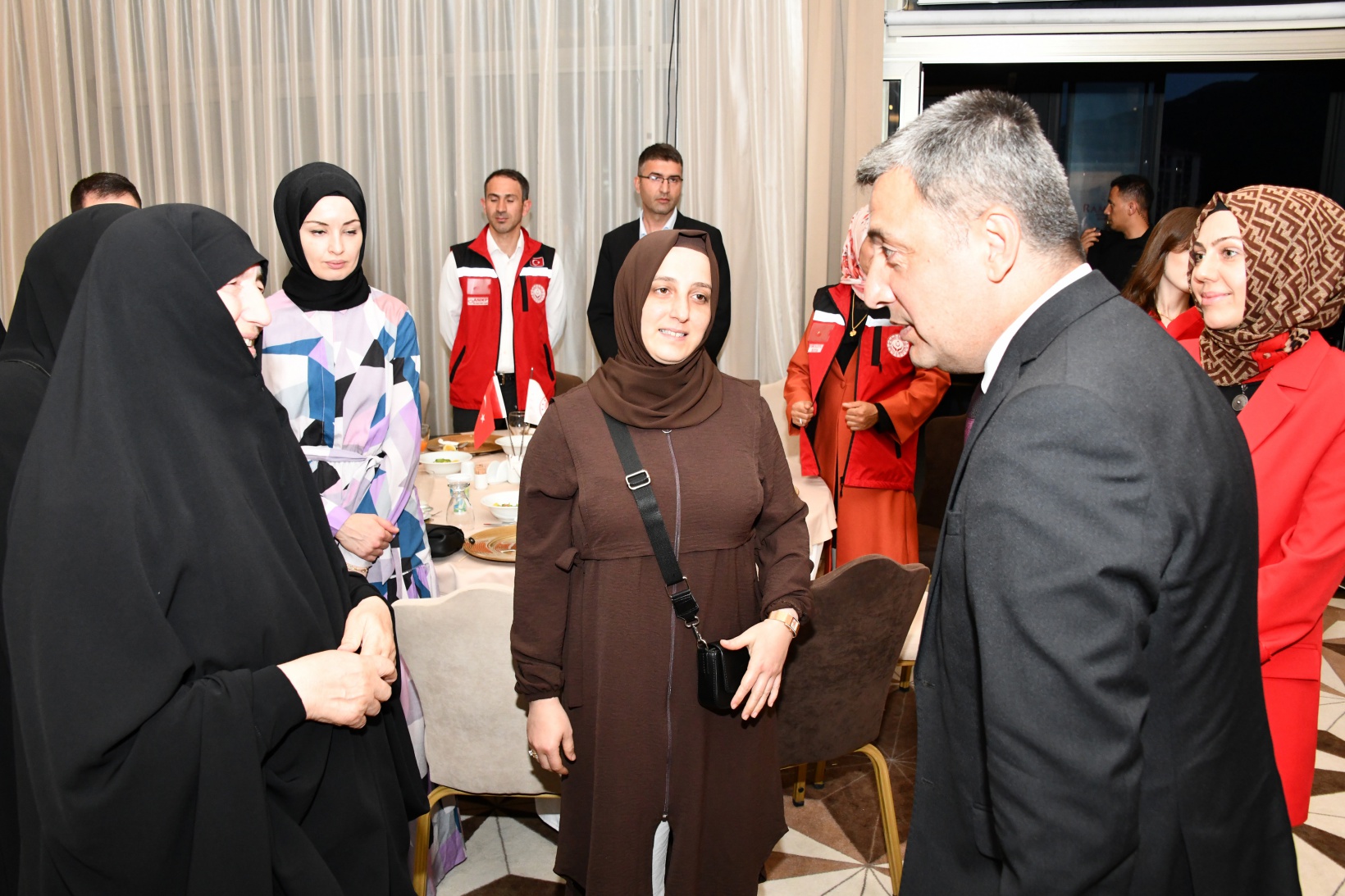 Gümüşhane’de şehit aileleri ve gaziler onuruna yemek 5