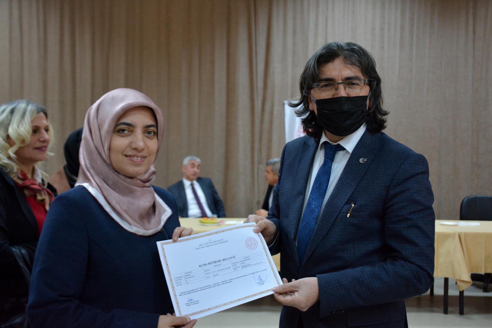 Gümüşhane’de 93 kursiyere sertifikaları verildi  21