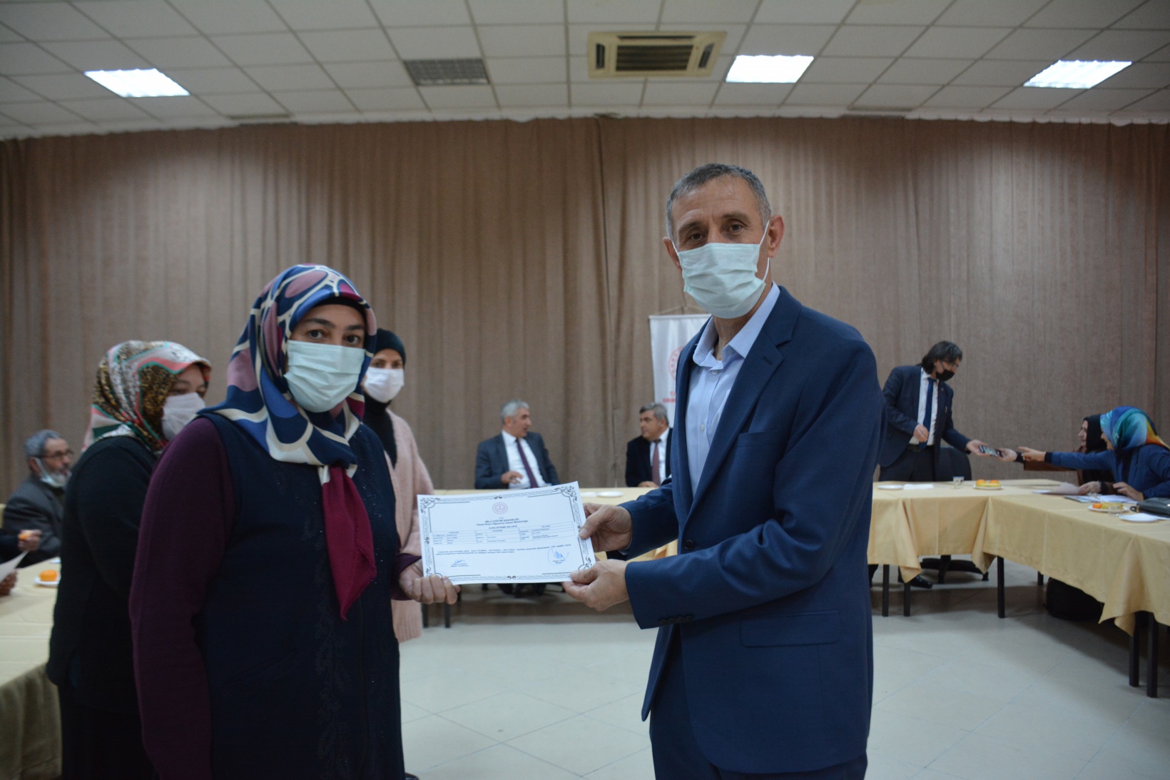 Gümüşhane’de 93 kursiyere sertifikaları verildi  33