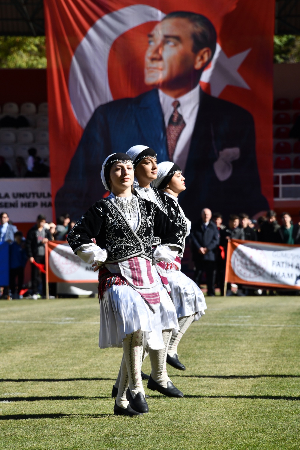 Gümüşhane’de Cumhuriyet’in 101. yılı coşkuyla kutlanıyor 28