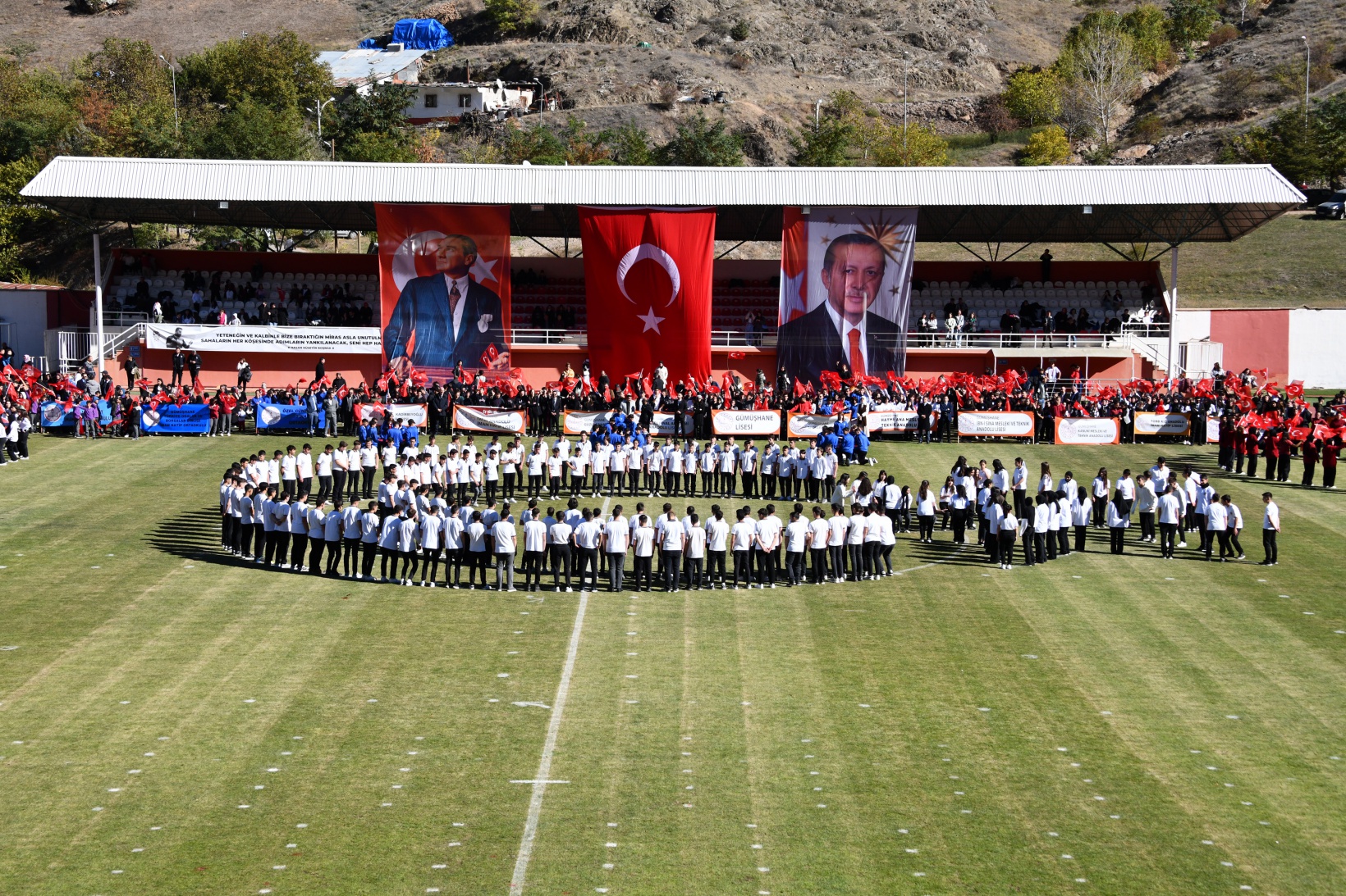 Gümüşhane’de Cumhuriyet’in 101. yılı coşkuyla kutlanıyor 63