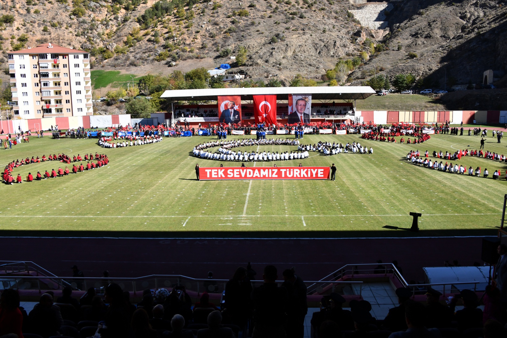 Gümüşhane’de Cumhuriyet’in 101. yılı coşkuyla kutlanıyor 38