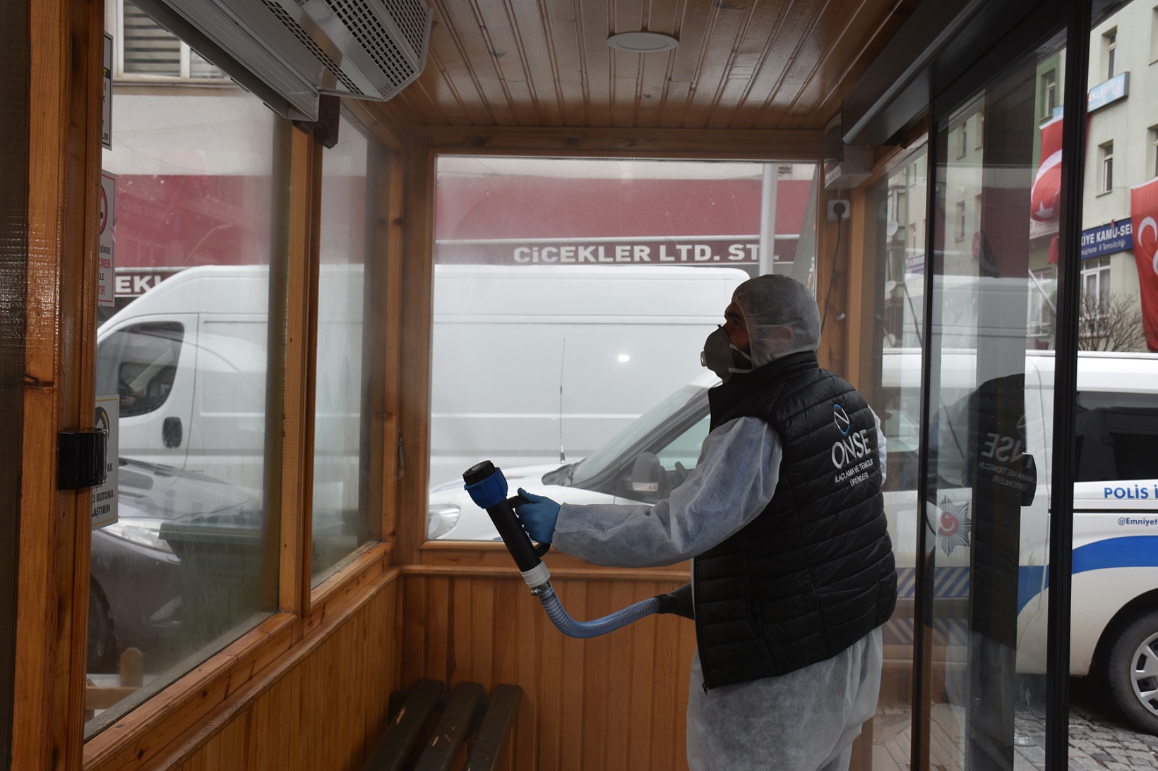 Gümüşhane Belediyesi dezenfeksiyona devam ediyor 2