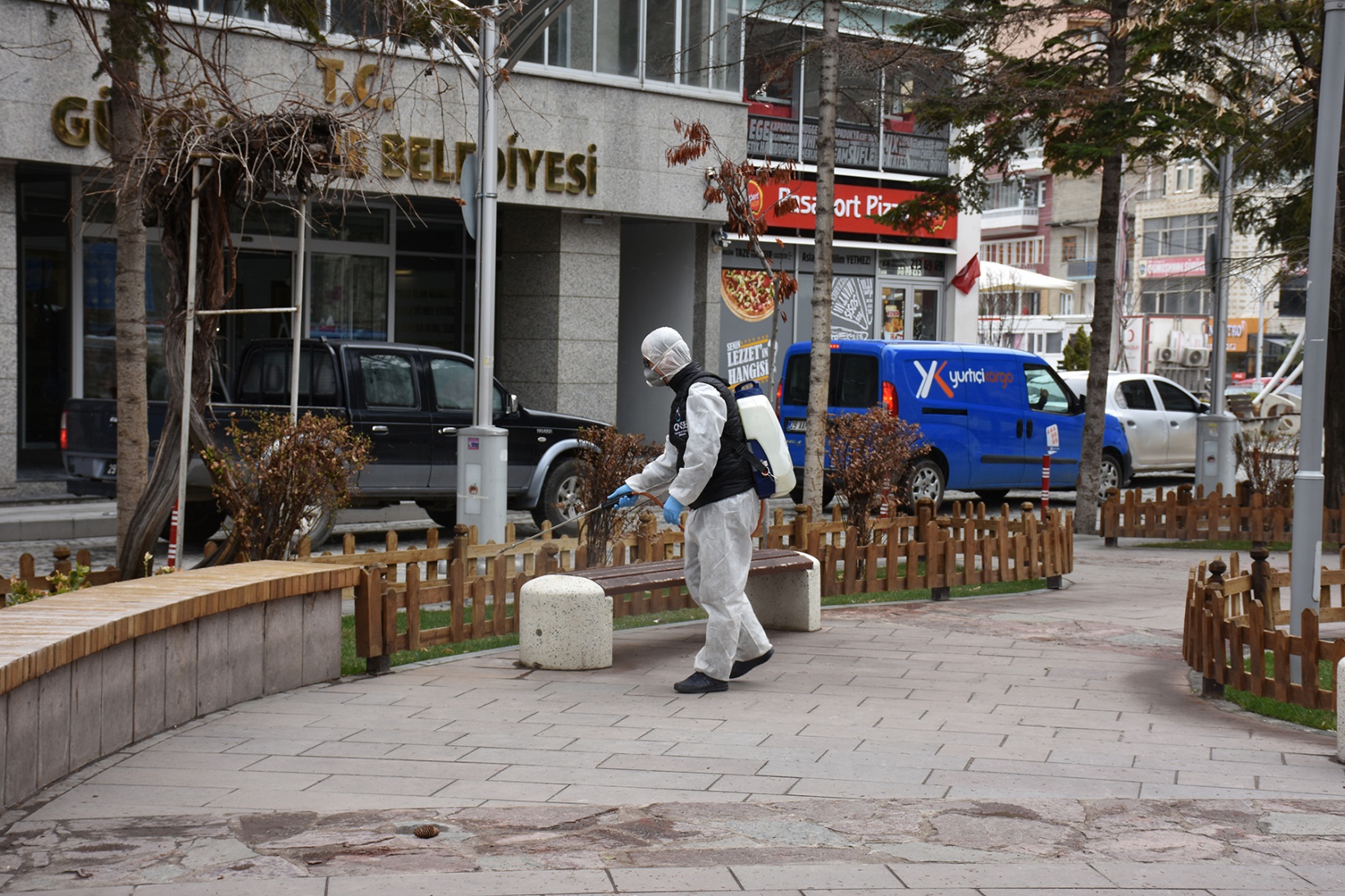 Gümüşhane Belediyesi dezenfeksiyona devam ediyor 6