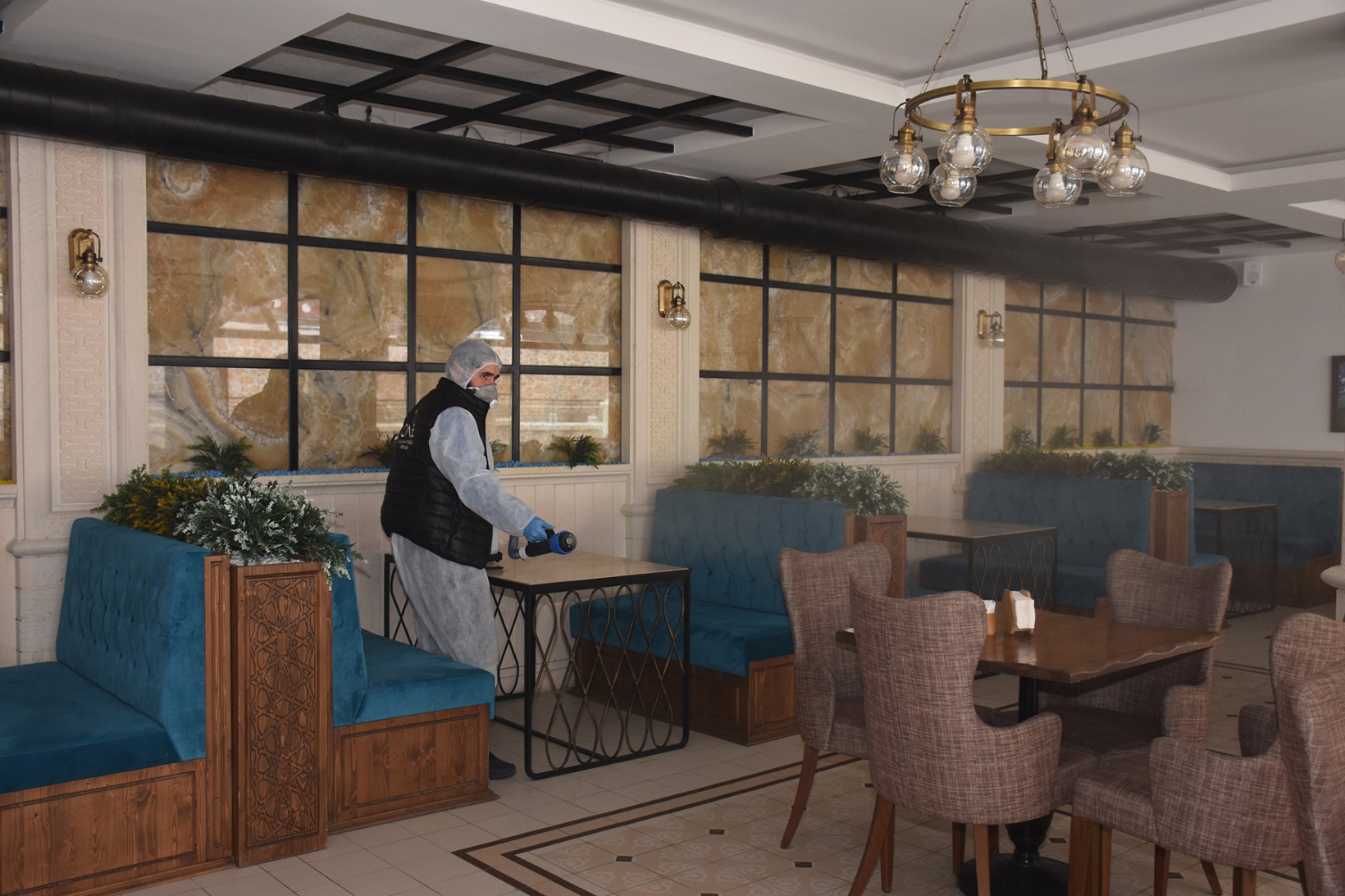 Gümüşhane Belediyesi dezenfeksiyona devam ediyor 4