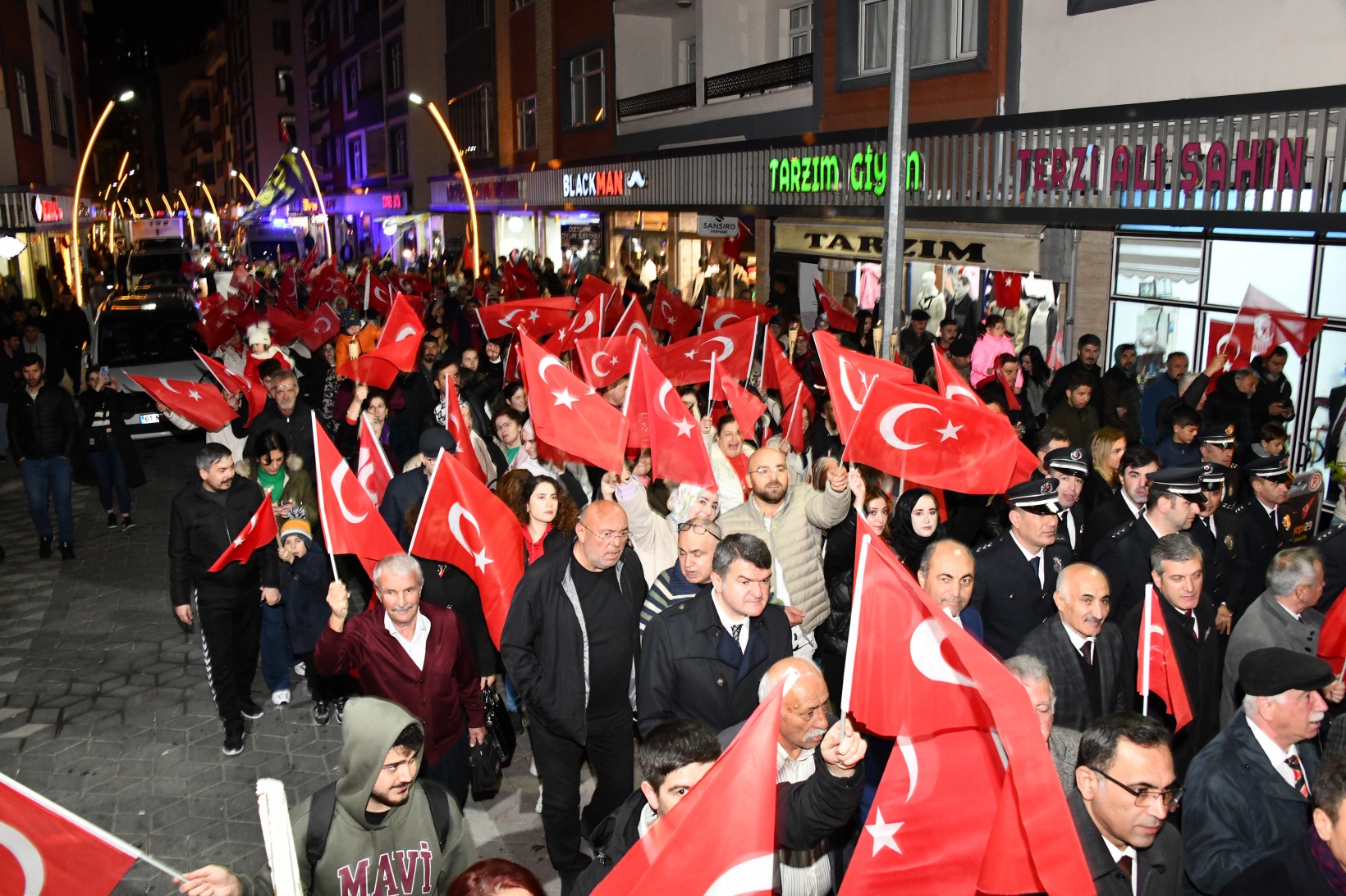 Gümüşhane’de 29 Ekim coşkusu fener alayı ve kabul töreniyle taçlandı 47