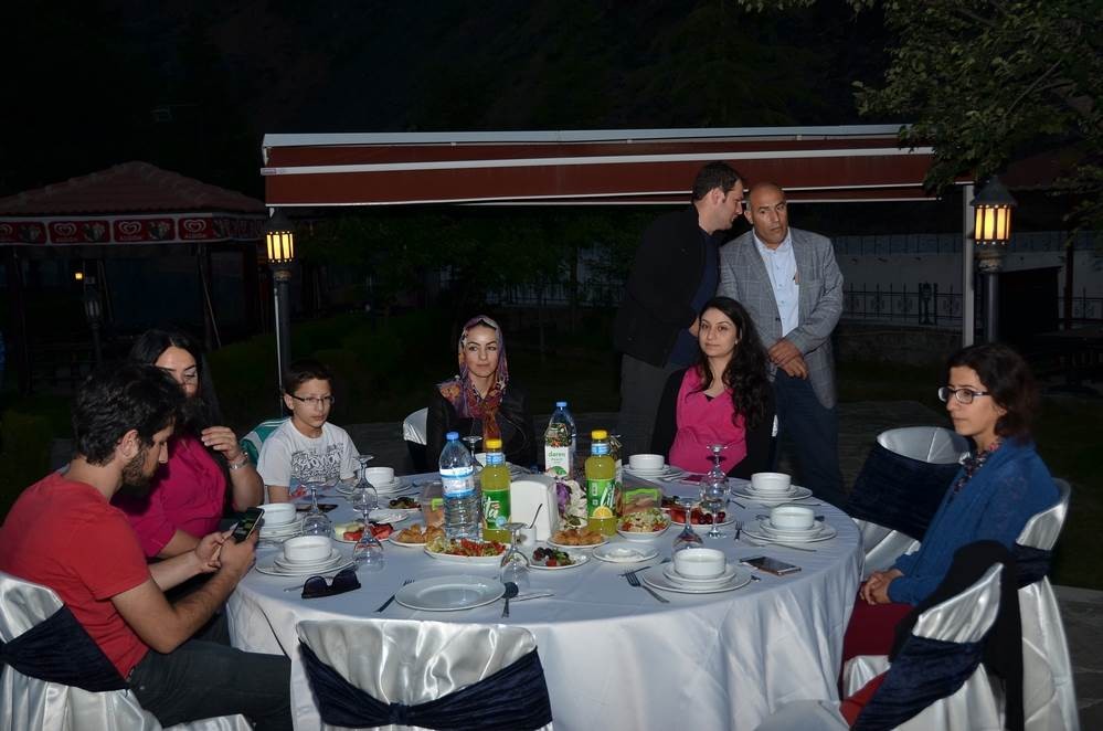 Gençlik Merkezinden iftar programı 2