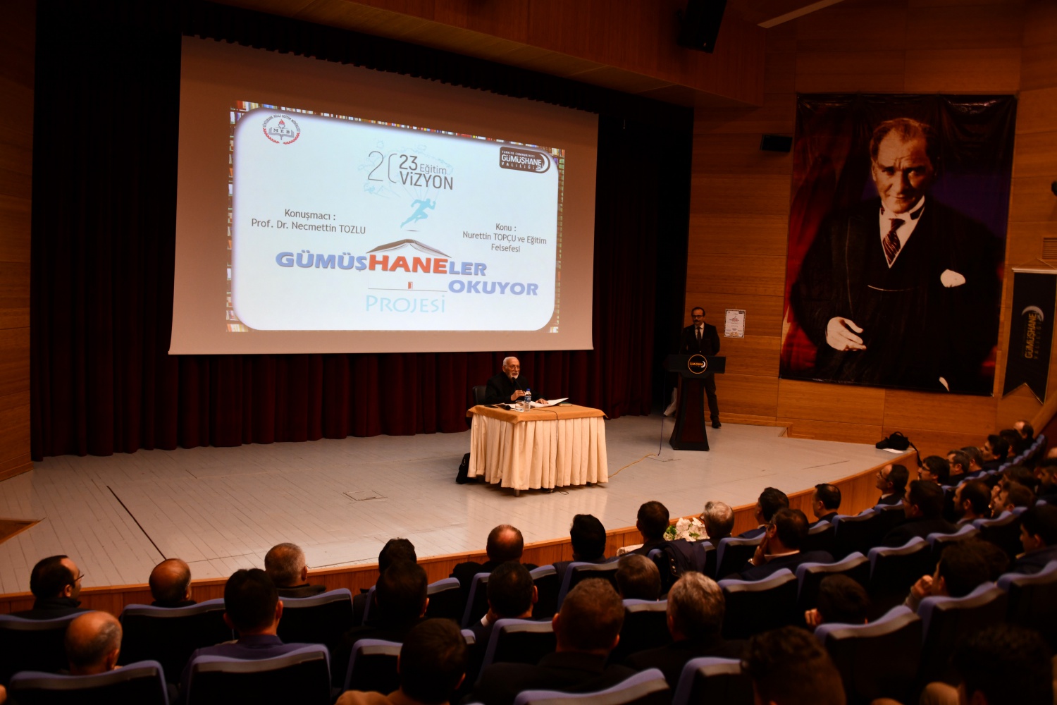 Prof.Dr. Tozlu, Nurettin Topçu ve eğitim felsefesini anlattı 12