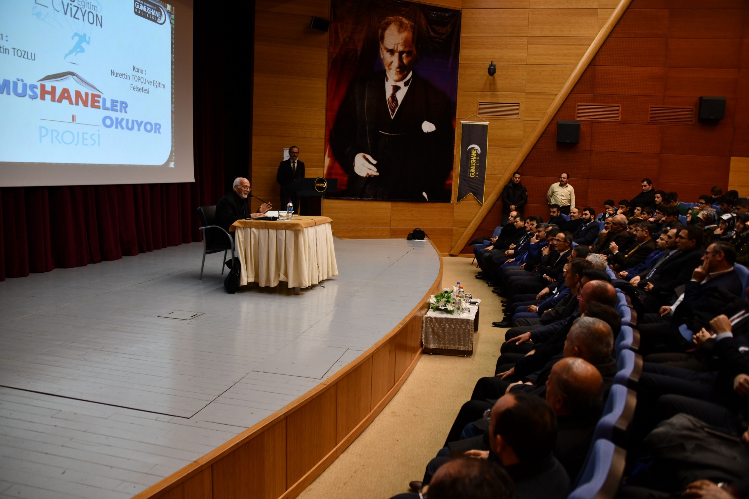 Prof.Dr. Tozlu, Nurettin Topçu ve eğitim felsefesini anlattı 17