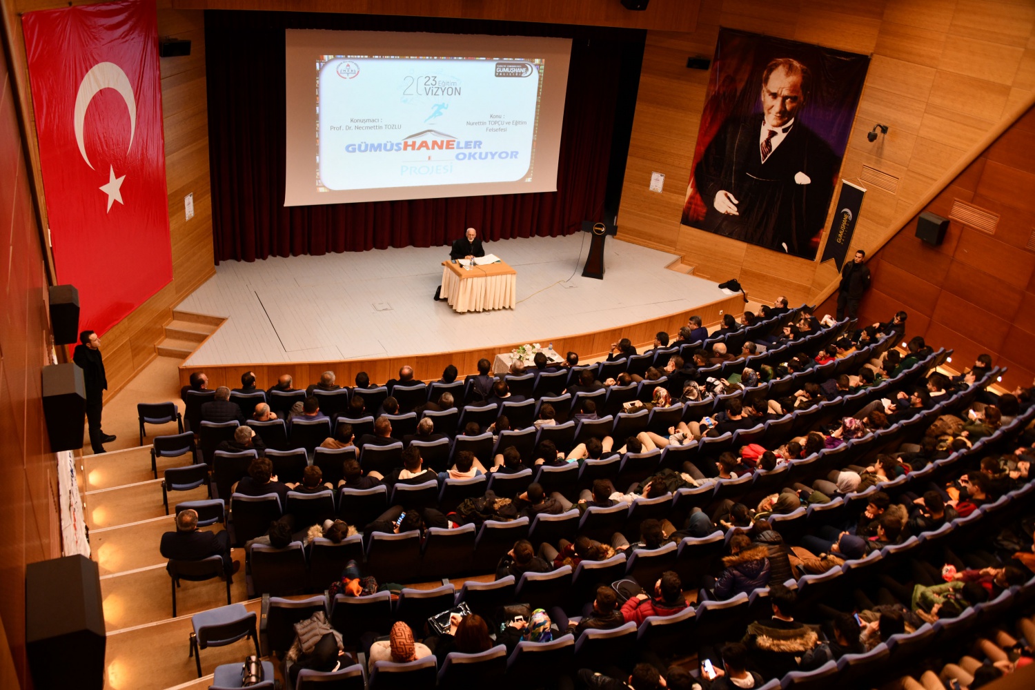 Prof.Dr. Tozlu, Nurettin Topçu ve eğitim felsefesini anlattı 22