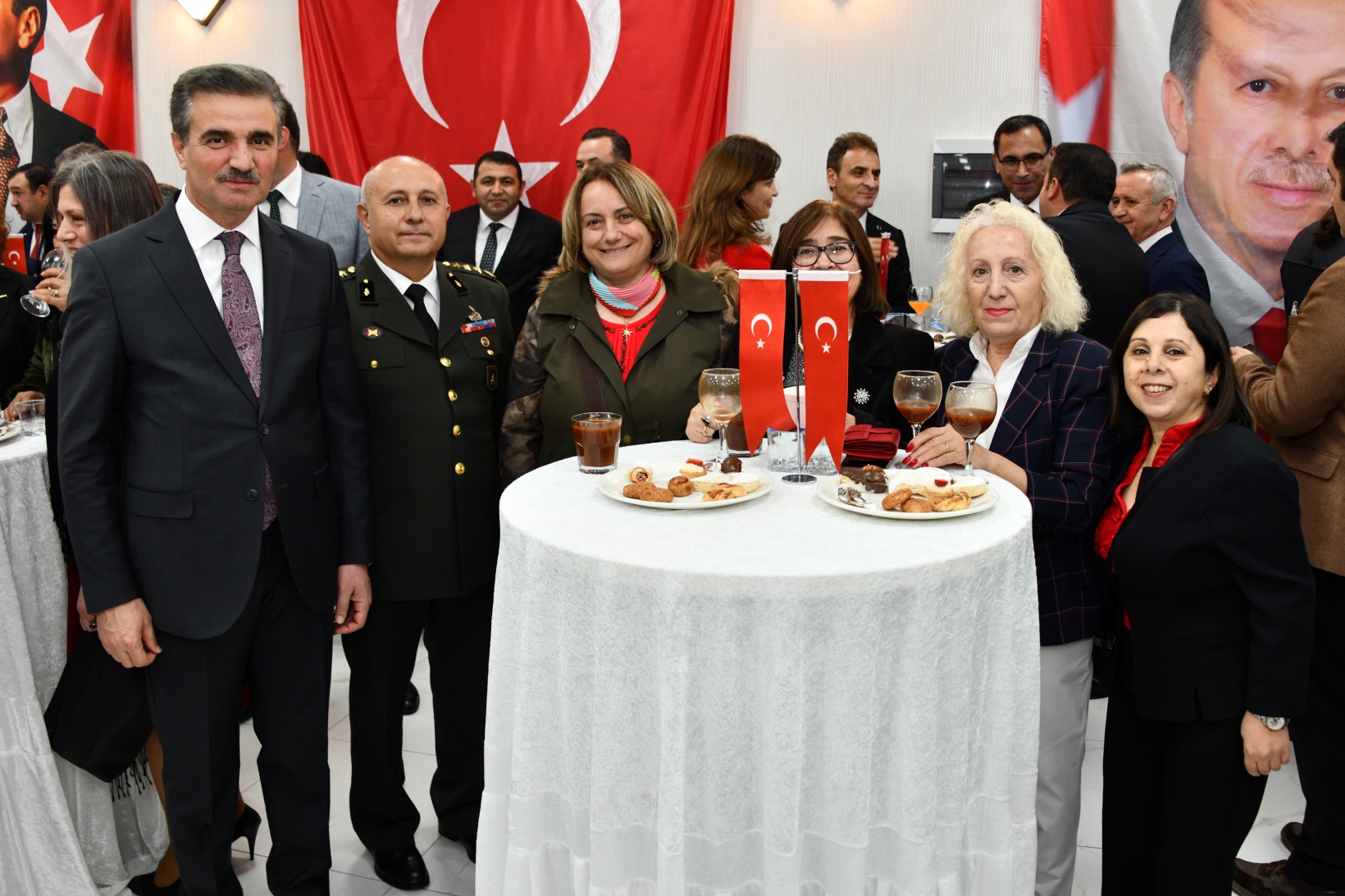 Gümüşhane’de 29 Ekim coşkusu fener alayı ve kabul töreniyle taçlandı 54