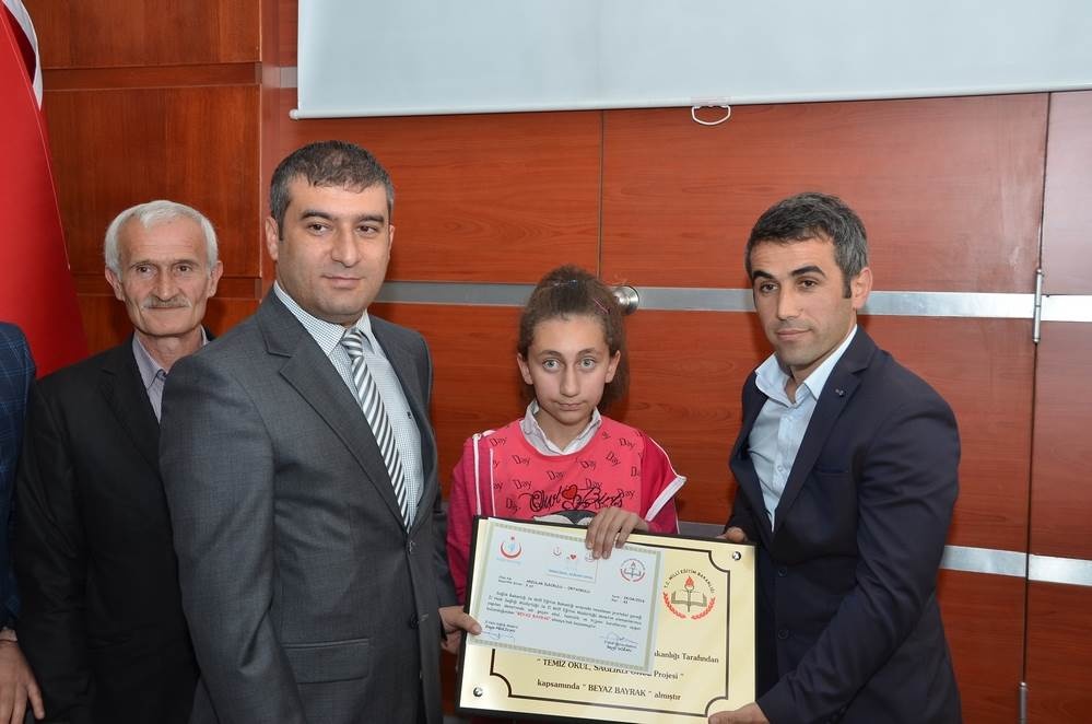 Gümüşhane’de 45 okul Beyaz Bayrak aldı 9