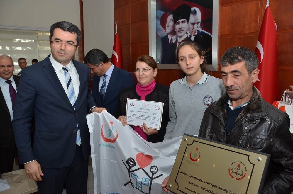 Gümüşhane’de 45 okul Beyaz Bayrak aldı 21