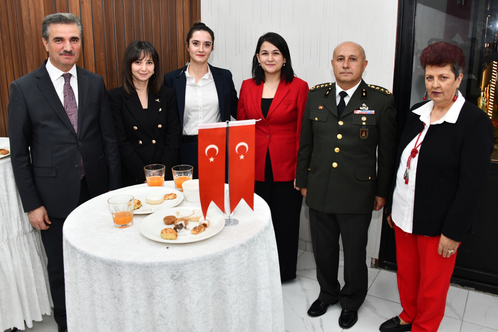 Gümüşhane’de 29 Ekim coşkusu fener alayı ve kabul töreniyle taçlandı 44