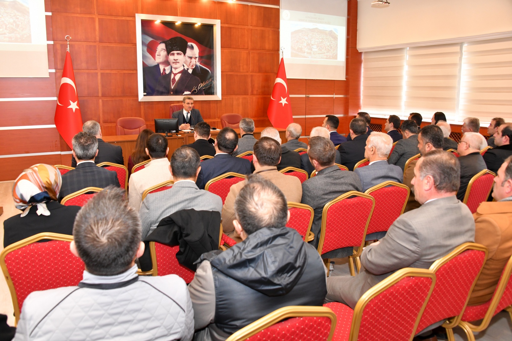 Vali Baruş: Arzumuz sanayinin daha da ileriye gitmesi 22