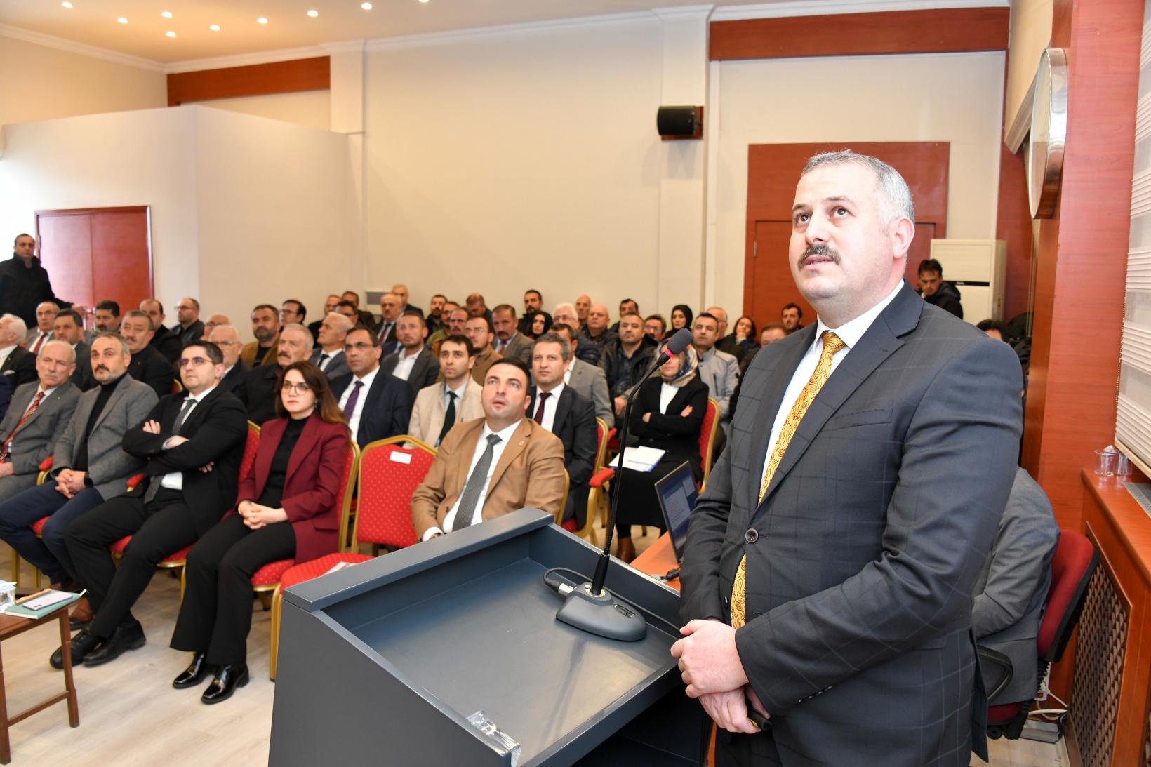 Vali Baruş: Arzumuz sanayinin daha da ileriye gitmesi 14