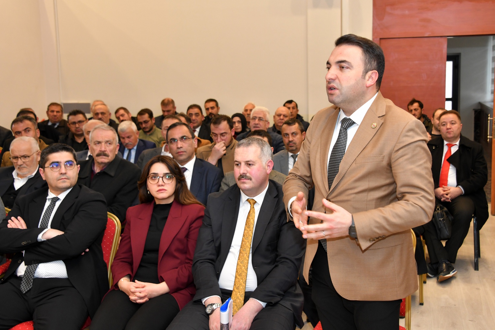 Vali Baruş: Arzumuz sanayinin daha da ileriye gitmesi 7