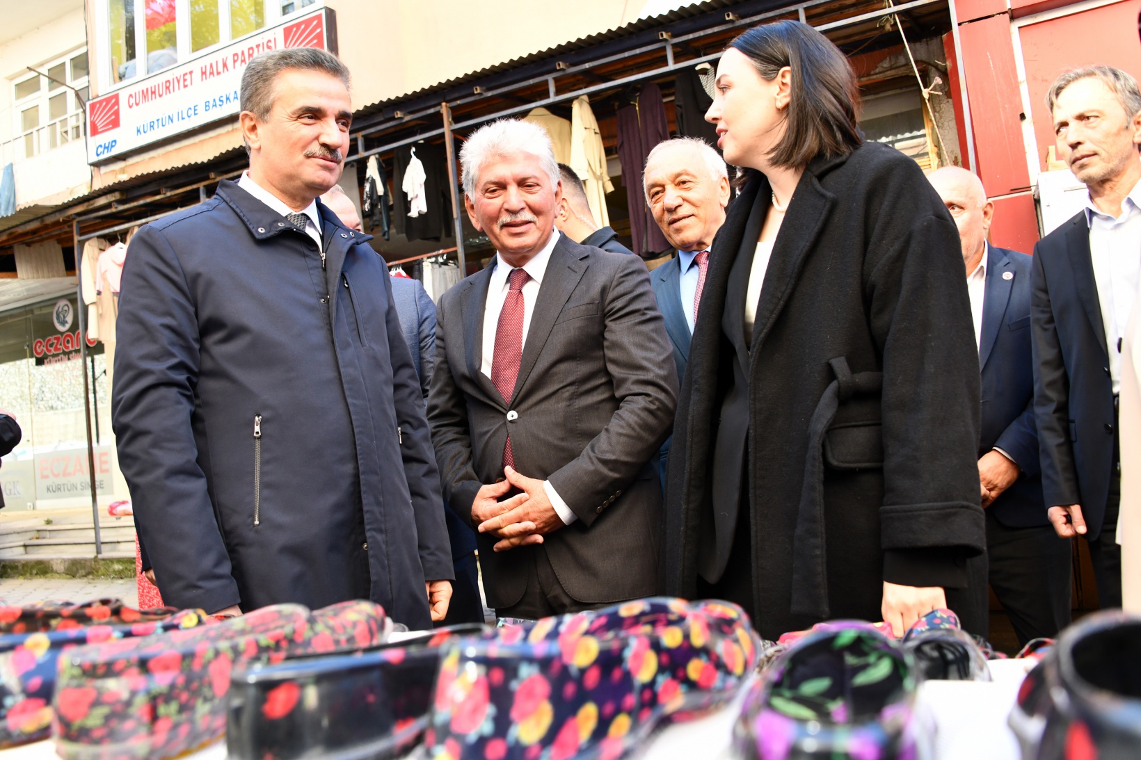 Vali Baruş Kürtün ilçesinde incelemelerde bulundu 16