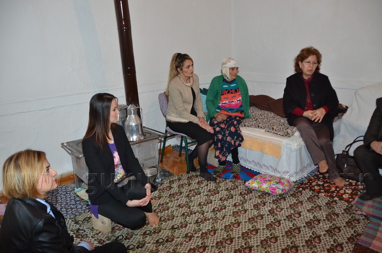 Şengül Yavuz'ün yaşlılara ziyaretleri devam ediyor 1