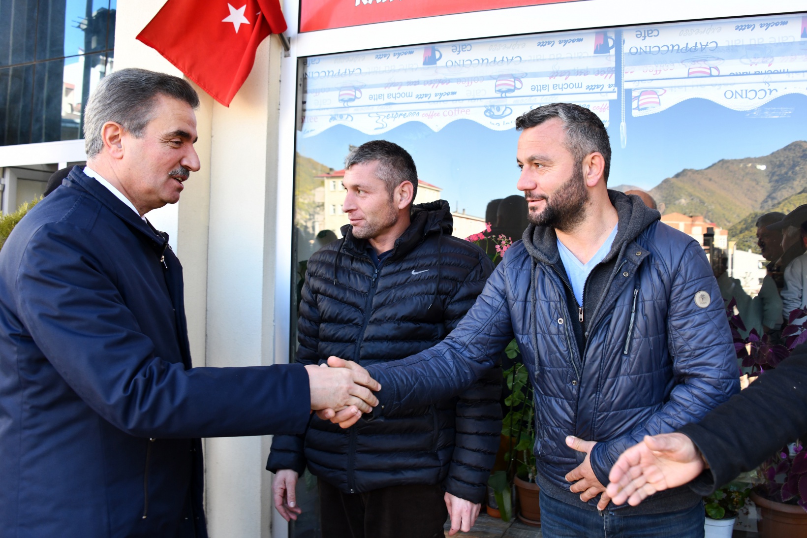 Vali Baruş Kürtün ilçesinde incelemelerde bulundu 64