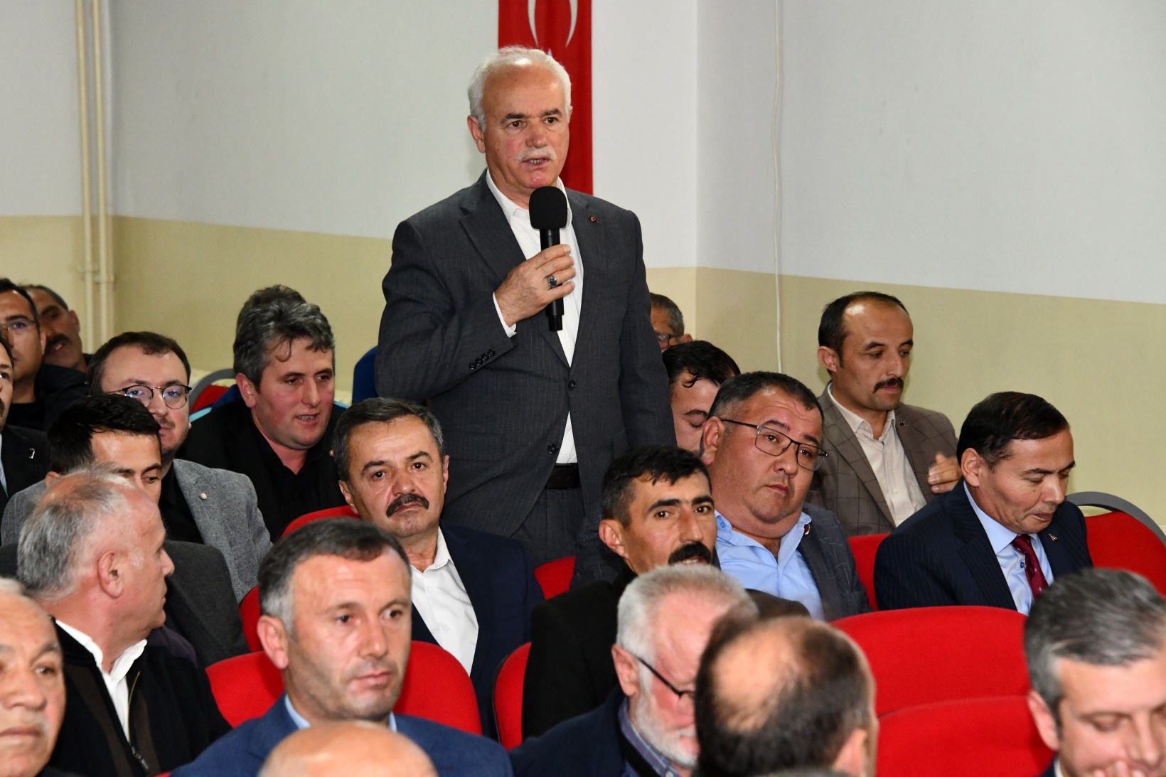 Vali Baruş Kürtün ilçesinde incelemelerde bulundu 26