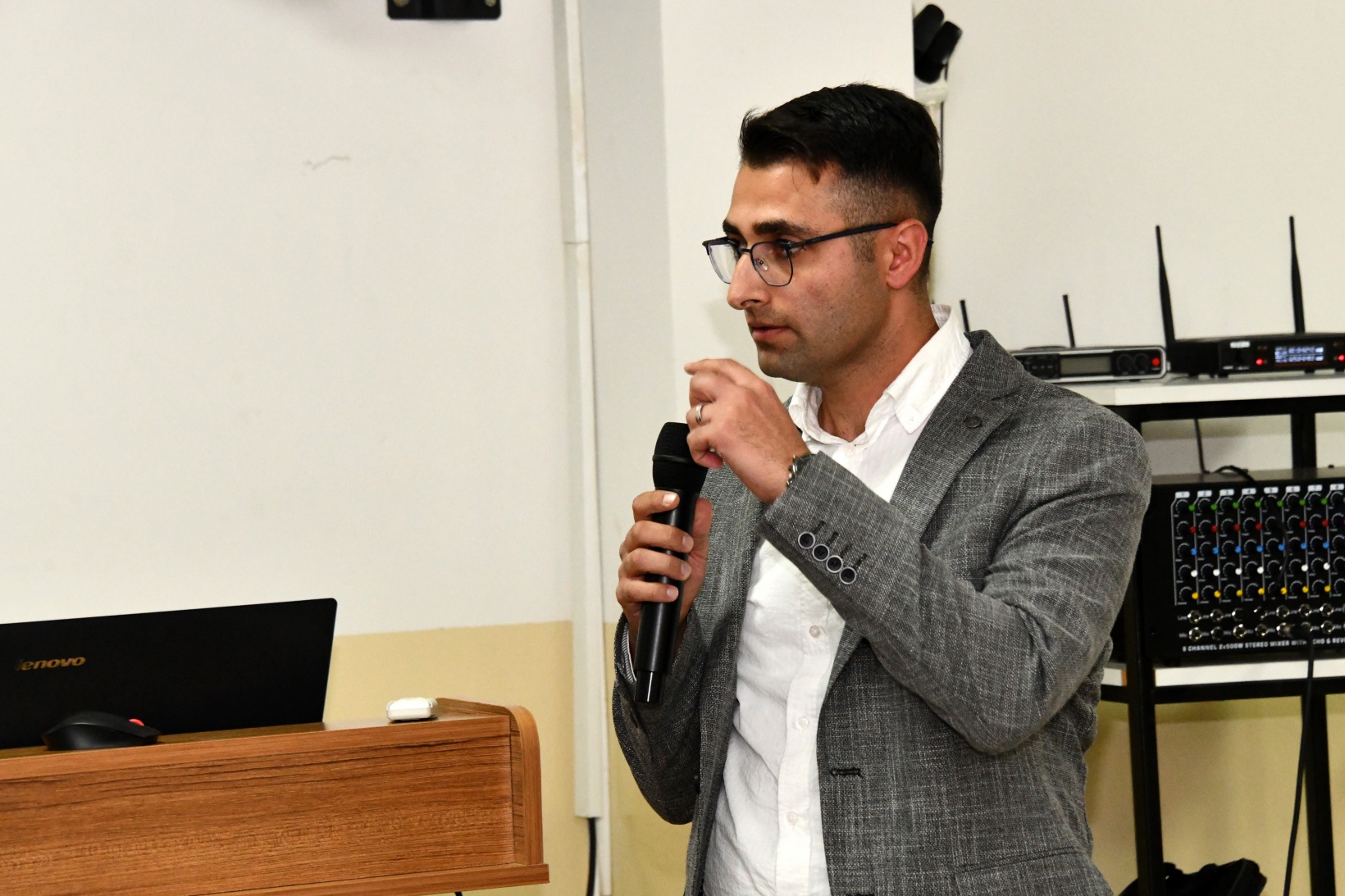 Vali Baruş Kürtün ilçesinde incelemelerde bulundu 71