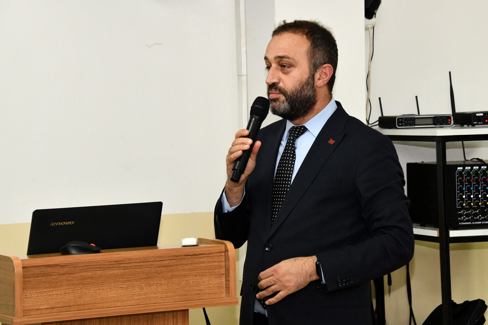 Vali Baruş Kürtün ilçesinde incelemelerde bulundu 6