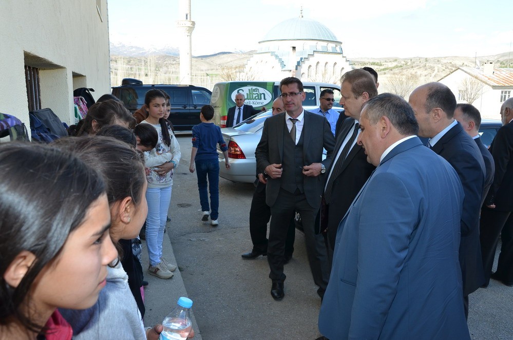 Vali Yavuz Şiran’da 12