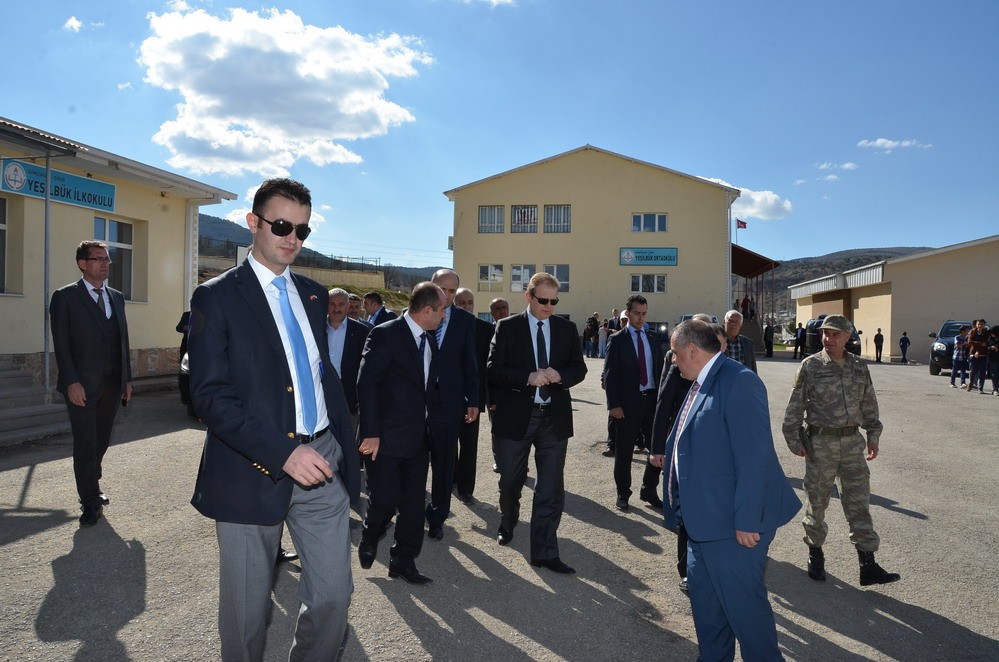 Vali Yavuz Şiran’da 13