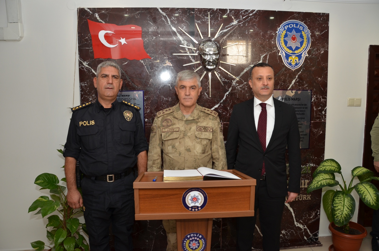 Jandarma Genel Komutanı Orgeneral Arif Çetin Gümüşhane'de 8