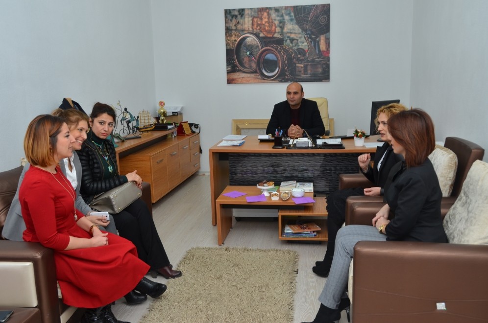 Bayan Yavuz’dan İşitme Engelliler Derneği ve özel öğrencilere ziyaret 7