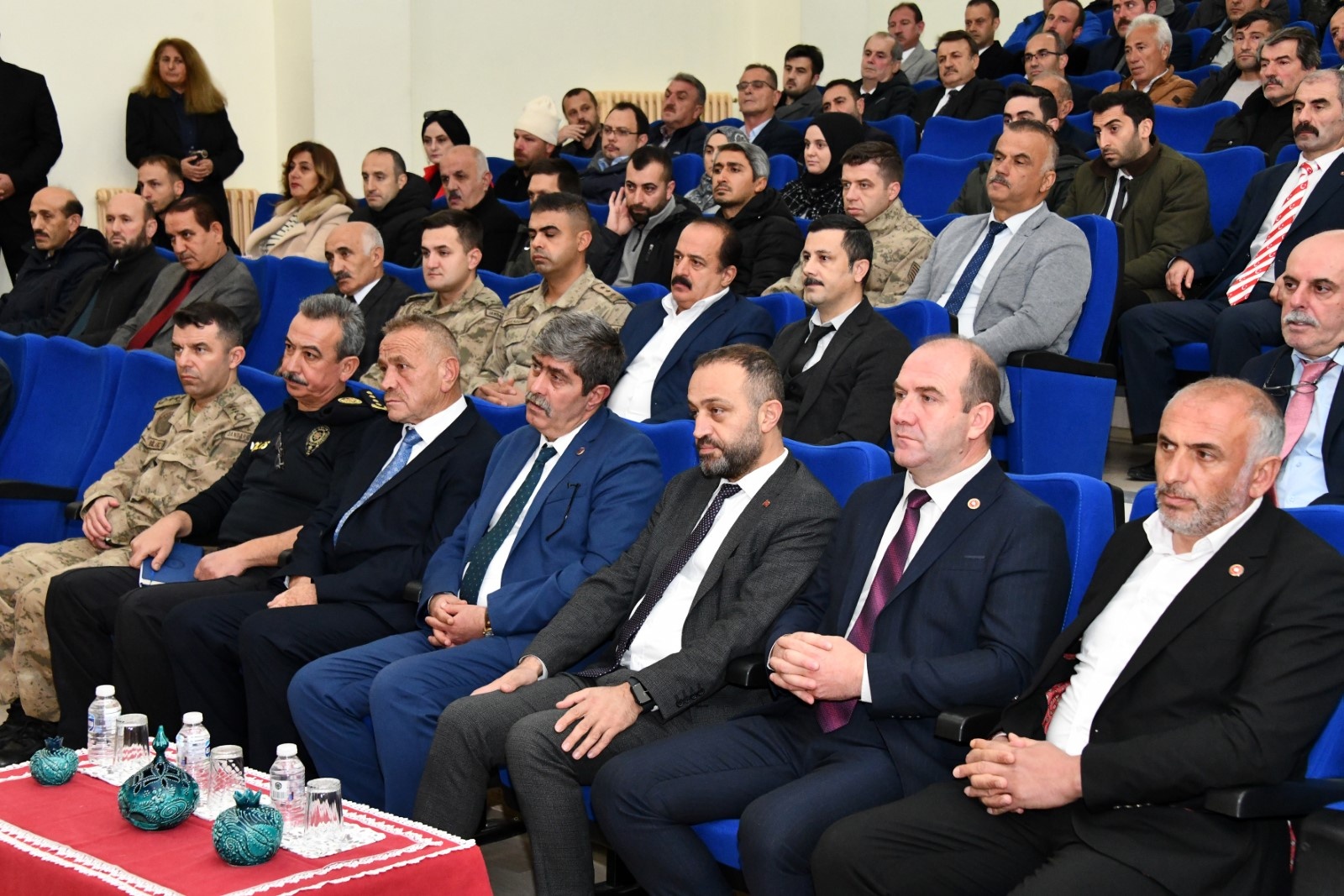 Vali Baruş Torul’da incelemelerde bulundu 58