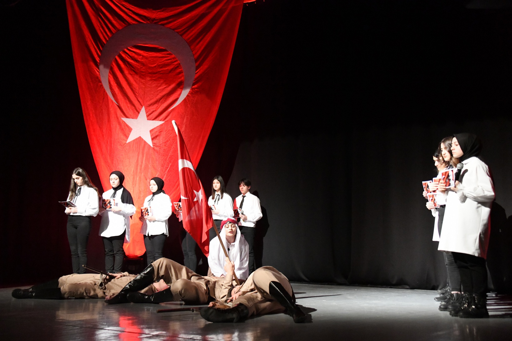 Gümüşhane’de İstiklal Marşı’nın kabul yıldönümü kutlandı 32