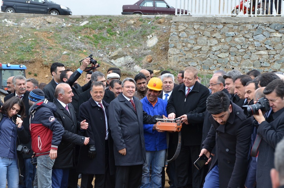 Köse İrfan Can Meslek Yüksek Okulu öğrenci yurdunun temeli atıldı 9