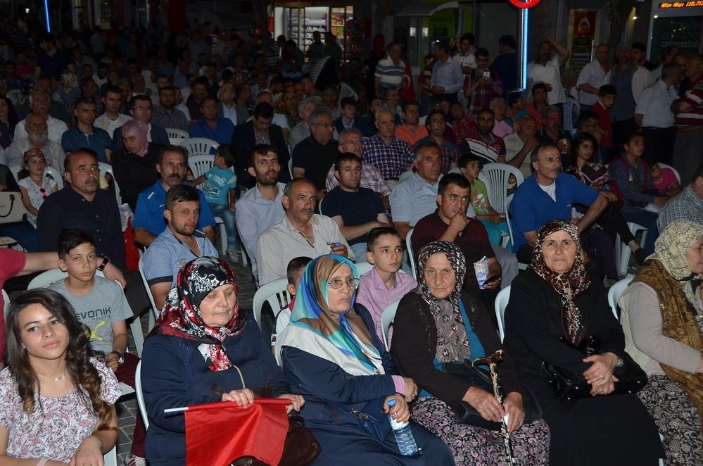 Gümüşhane ‘Demokrasi Nöbeti’ne Devam Ediyor 1