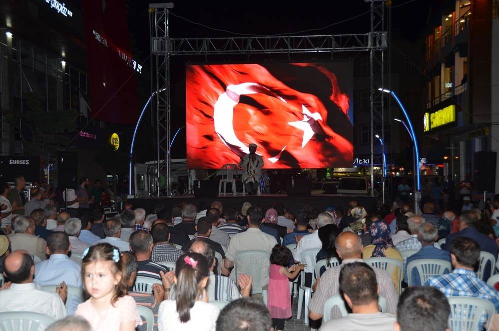 Gümüşhane ‘Demokrasi Nöbeti’ne Devam Ediyor 7