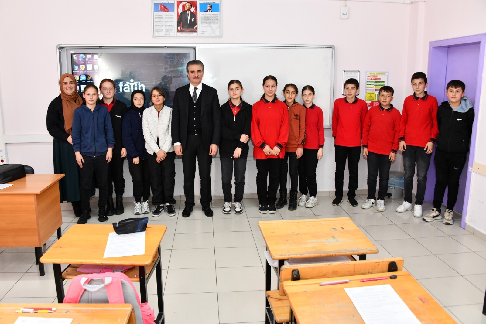 Vali Baruş Torul’da incelemelerde bulundu 12