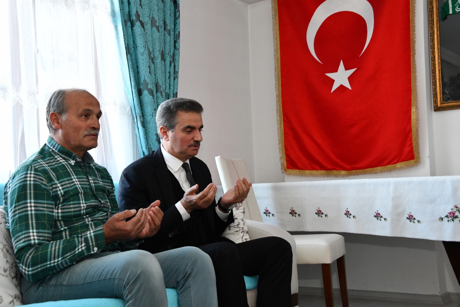 Vali Baruş Torul’da incelemelerde bulundu 23