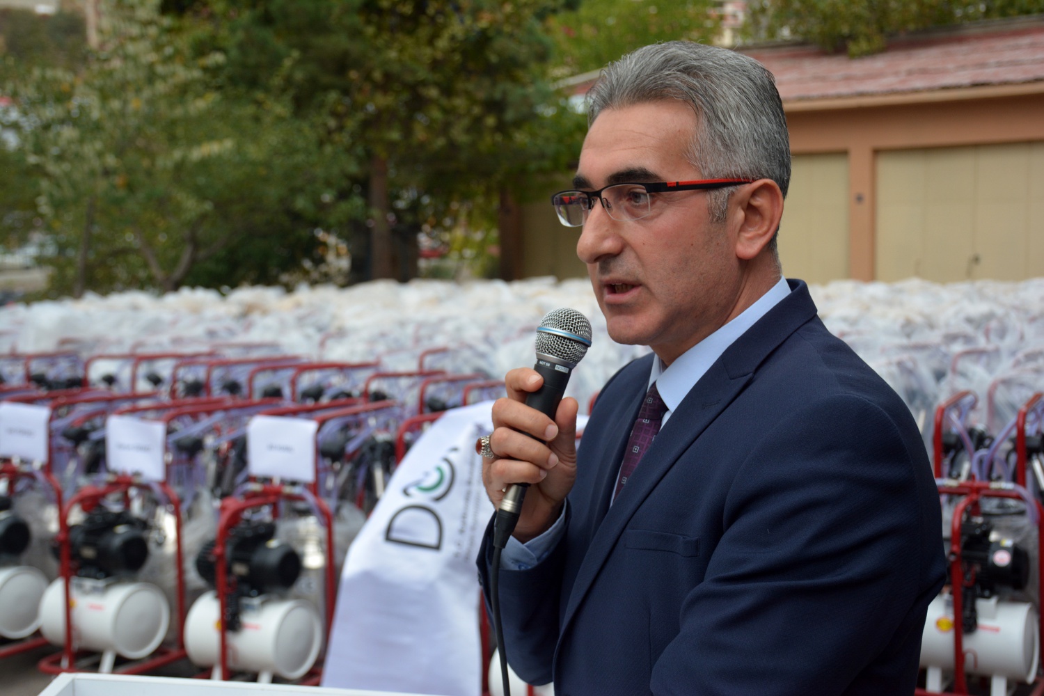 Gümüşhane’de üreticilere 180 adet süt sağım makinesi dağıtıldı 3