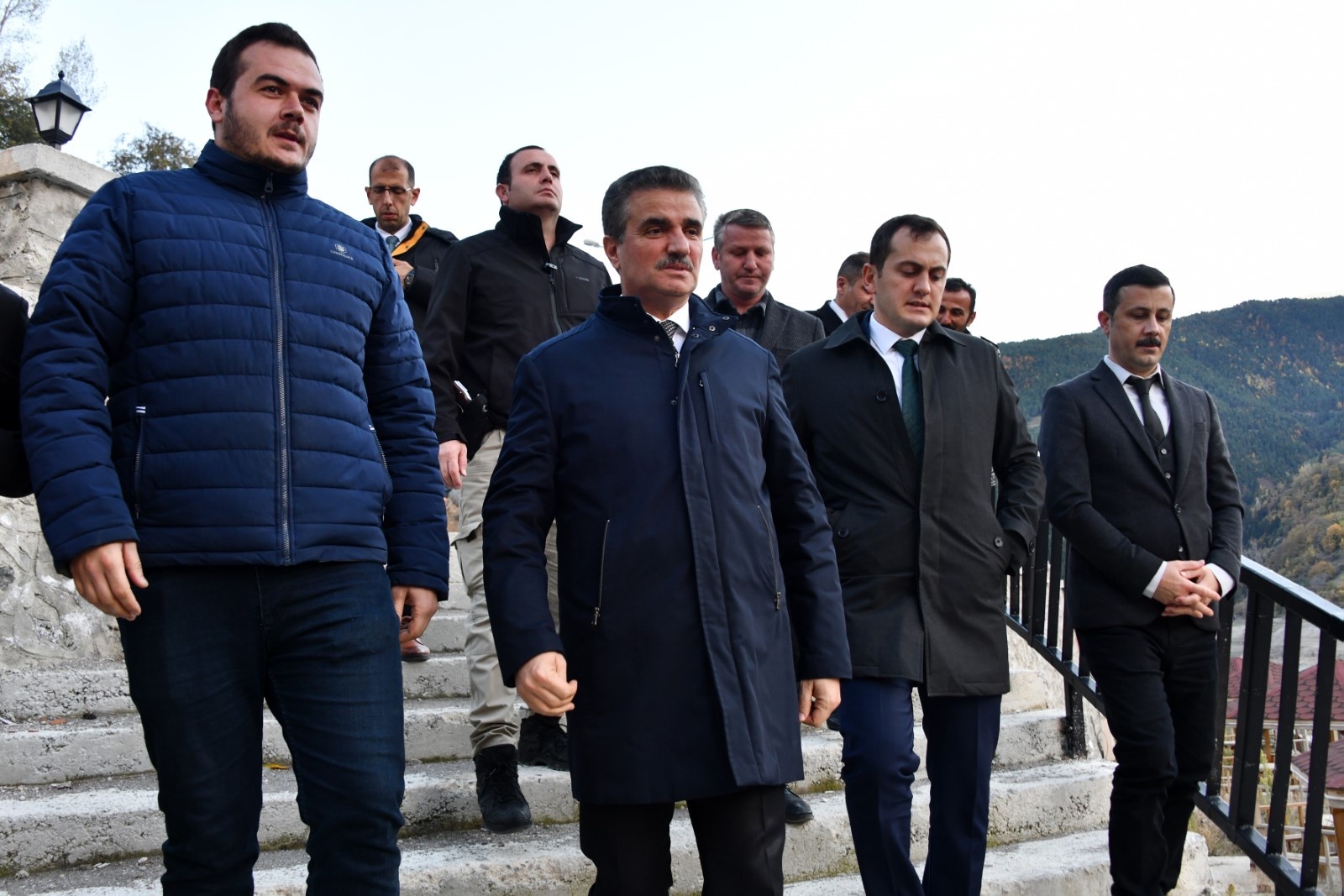 Vali Baruş Torul’da incelemelerde bulundu 39