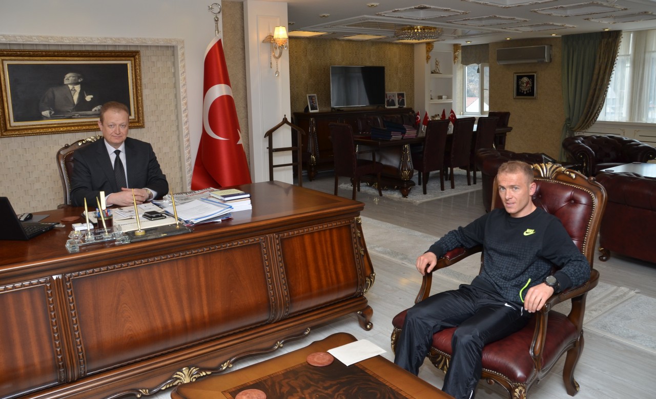 Vali Yavuz, Milli Atlet Ercan Muslu’yu Kabul Etti 3