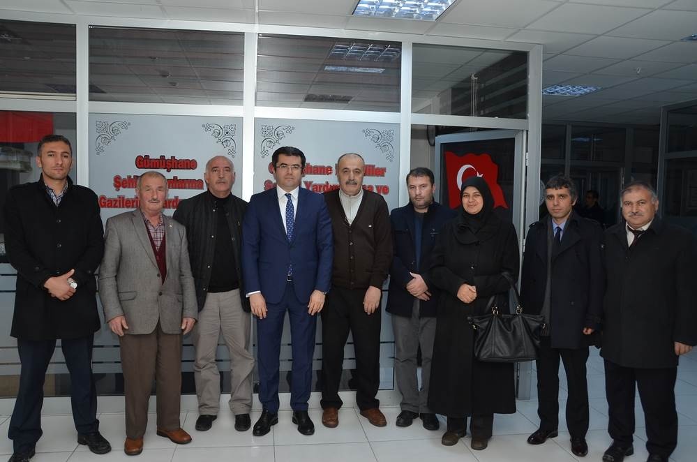 Vali Memiş, engelli derneklerini ziyaret etti 3