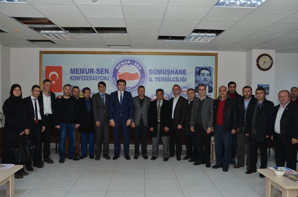 Vali Memiş, engelli derneklerini ziyaret etti 11