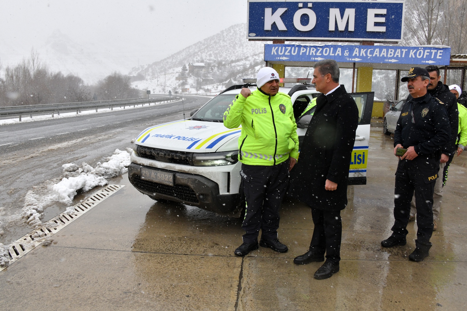 Vali Baruş, yol tedbirlerini yerinde inceledi 5