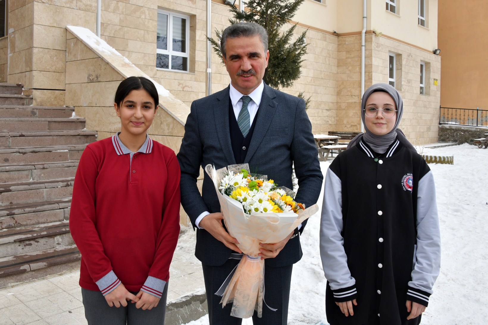 Vali Baruş’un okul ziyaretleri devam ediyor 16