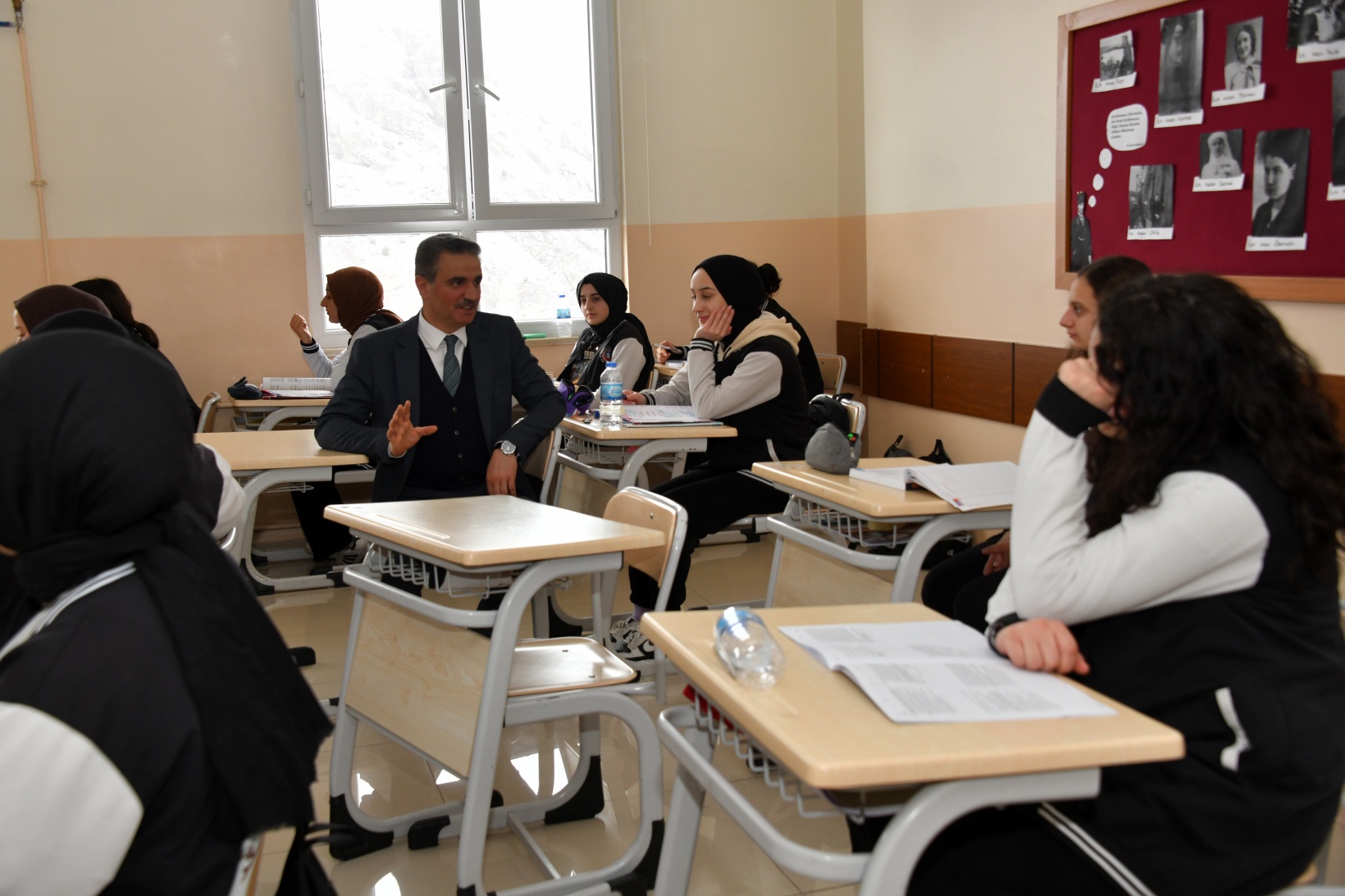 Vali Baruş’un okul ziyaretleri devam ediyor 1