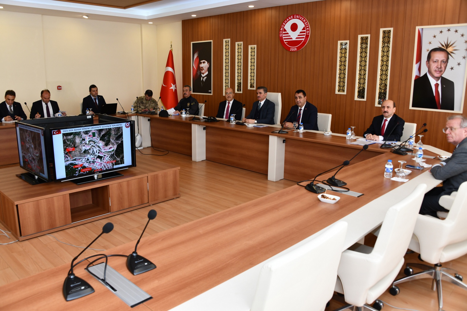 Gümüşhane Üniversitesinde Güvenlik Koordinasyon toplantısı yapıldı 4