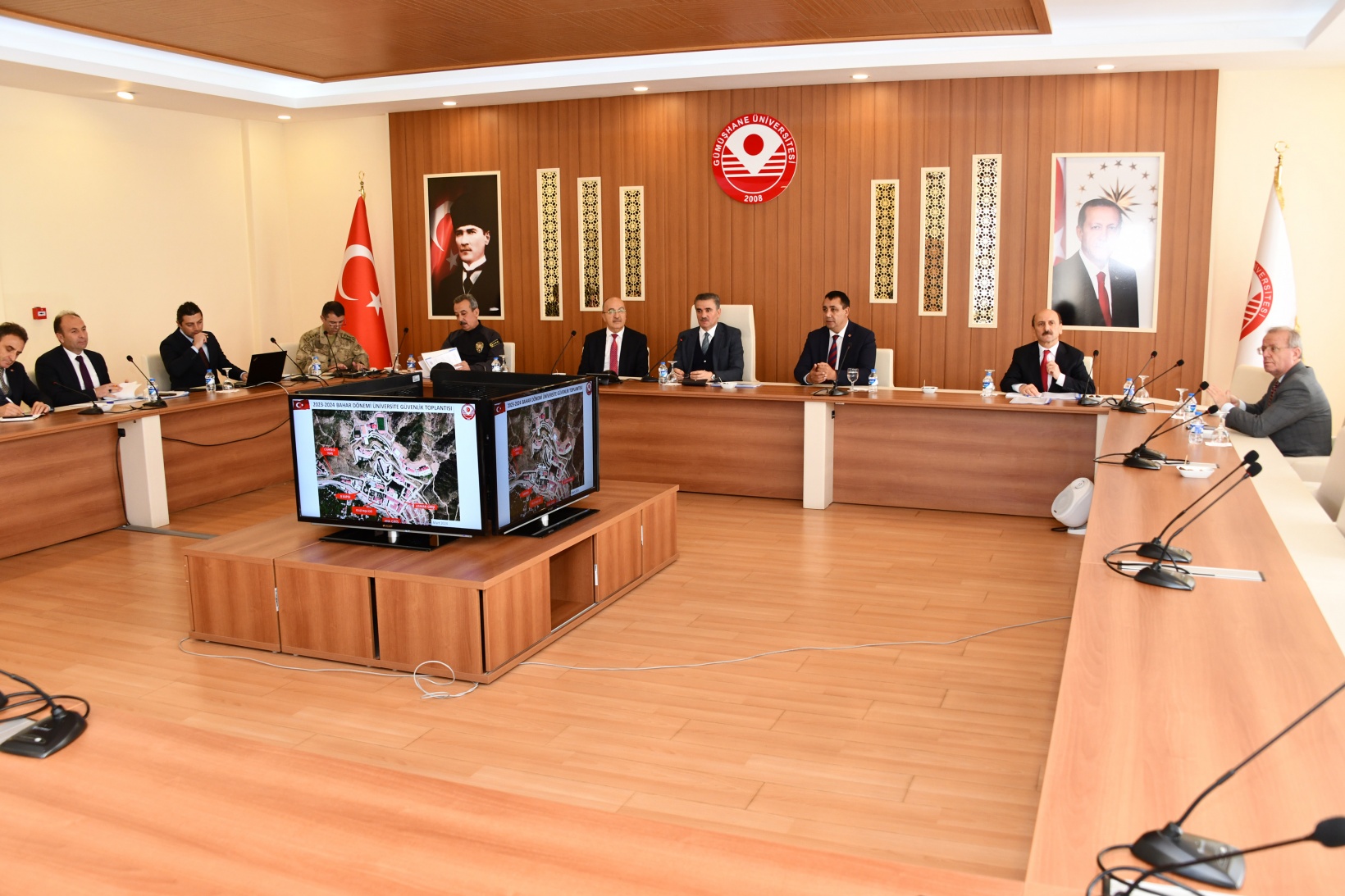 Gümüşhane Üniversitesinde Güvenlik Koordinasyon toplantısı yapıldı 5